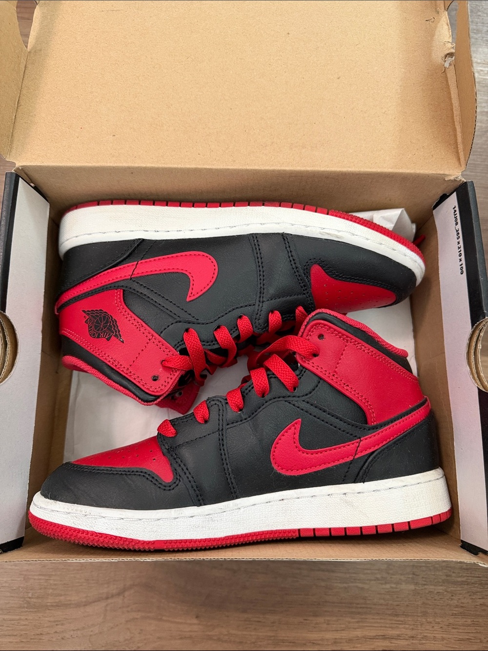 Nike Kids High-Top Sneakers in Black and Rede worn once